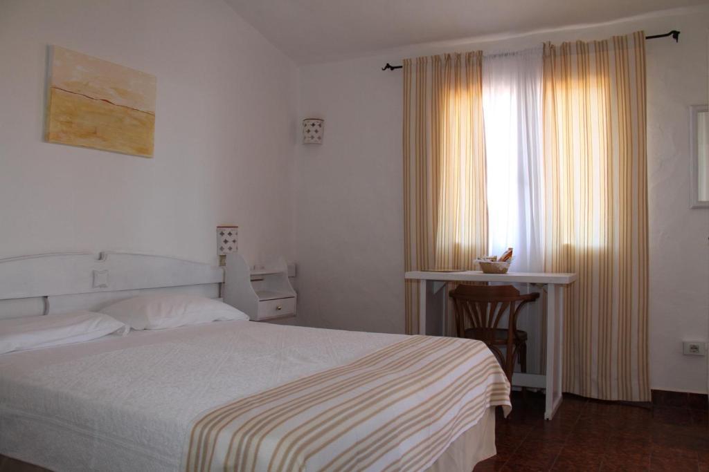 Hotel 3 Botti Baja Sardinia Rum bild
