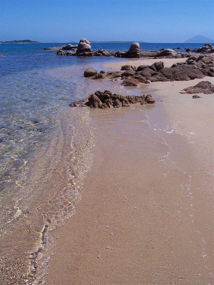 Hotel 3 Botti Baja Sardinia Exteriör bild