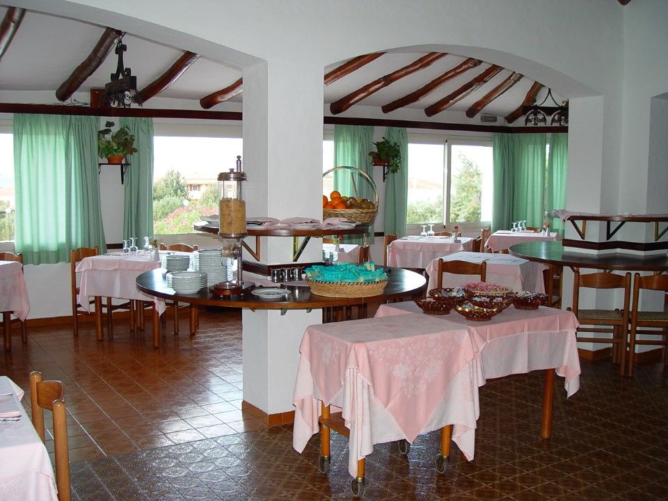 Hotel 3 Botti Baja Sardinia Exteriör bild