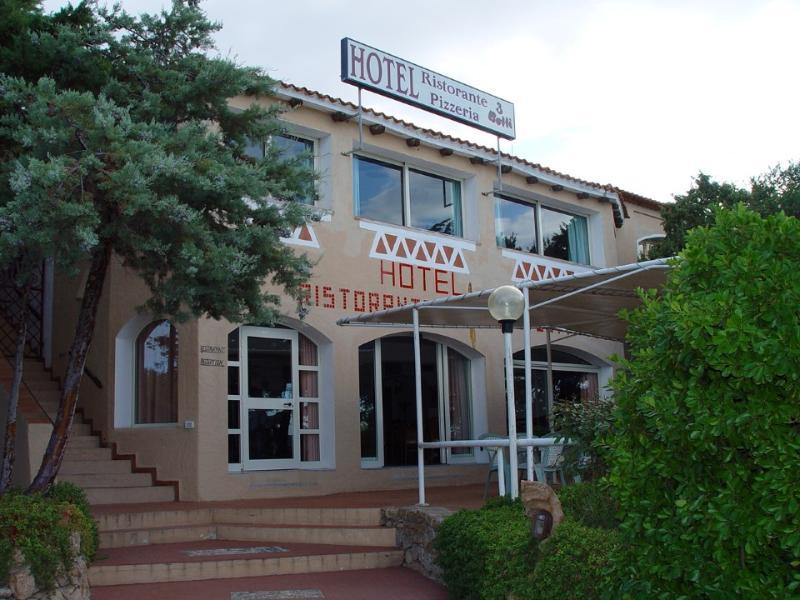 Hotel 3 Botti Baja Sardinia Exteriör bild